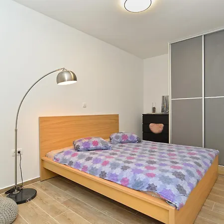 1411 Lejlighed
